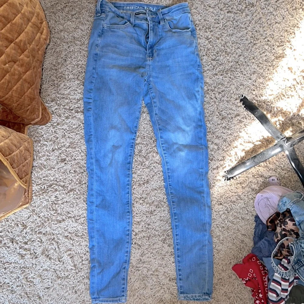 American Eagle Skinny Jeans - Picture 1 of 5